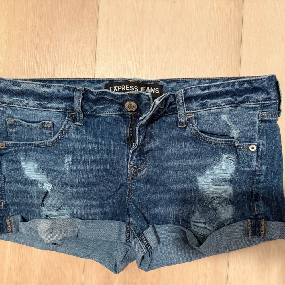 Express jean shorts distressed style Women's Size 8